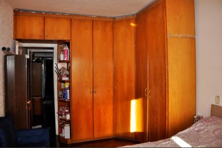 Casa à venda com 250m², 4 quartos e 3 vagas Casa à venda com 250m², 4 quartos e 3 vagasDetalhe - Quarto 02 com Suíte