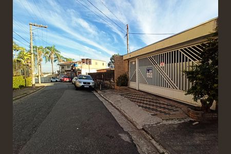 Casa à venda com 250m², 4 quartos e 3 vagas Casa à venda com 250m², 4 quartos e 3 vagasLocalização