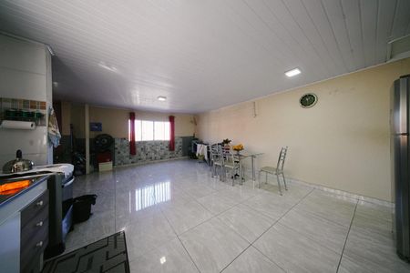 Casa à venda com 300m², 4 quartos e 1 vaga Casa à venda com 300m², 4 quartos e 1 vagaÁrea de Serviço