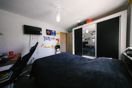 Casa à venda com 300m², 4 quartos e 1 vaga Casa à venda com 300m², 4 quartos e 1 vagaQuarto 1