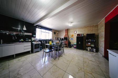 Casa à venda com 300m², 4 quartos e 1 vaga Casa à venda com 300m², 4 quartos e 1 vagaCozinha