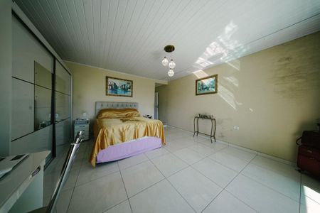 Casa à venda com 300m², 4 quartos e 1 vaga Casa à venda com 300m², 4 quartos e 1 vagaSuíte