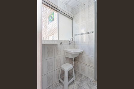 Apartamento para alugar com 75m², 3 quartos e 1 vagaÁrea de Serviço
