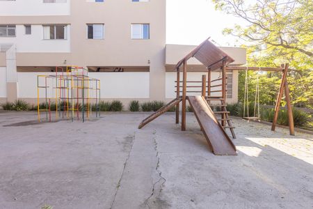 Apartamento para alugar com 75m², 3 quartos e 1 vagaÁrea comum - Playground