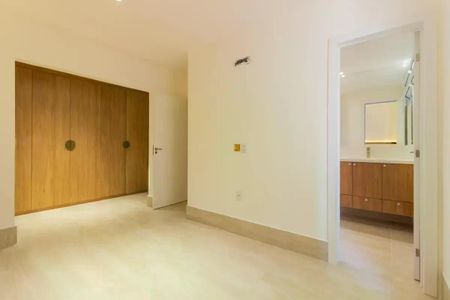 Apartamento à venda com 2 quartos, 96m² em Cerqueira César, São Paulo