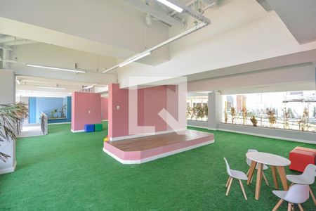 Apartamento para alugar com 33m², 2 quartos e sem vaga Apartamento para alugar com 33m², 2 quartos e sem vagaBrincadeira