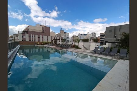 Studio à venda com 22m², 1 quarto e sem vaga Studio à venda com 22m², 1 quarto e sem vagaPiscina