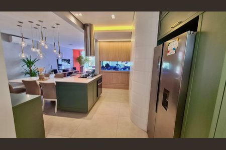 Apartamento à venda com 160m², 3 quartos e 1 vaga