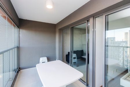 Apartamento para alugar com 43m², 1 quarto e 1 vaga Apartamento para alugar com 43m², 1 quarto e 1 vagaVaranda