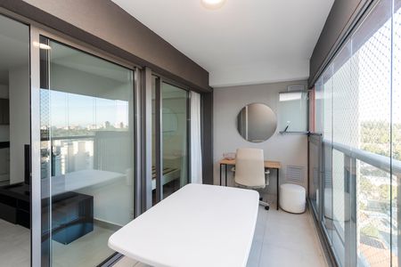 Apartamento para alugar com 43m², 1 quarto e 1 vaga Apartamento para alugar com 43m², 1 quarto e 1 vagaVaranda