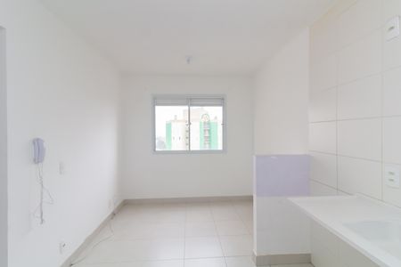 Apartamento para alugar com 32m², 2 quartos e sem vaga Apartamento para alugar com 32m², 2 quartos e sem vagaSala/Cozinha
