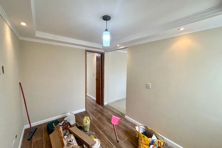 Sala de apartamento para alugar com 3 quartos, 56m² em Itaquera, São Paulo