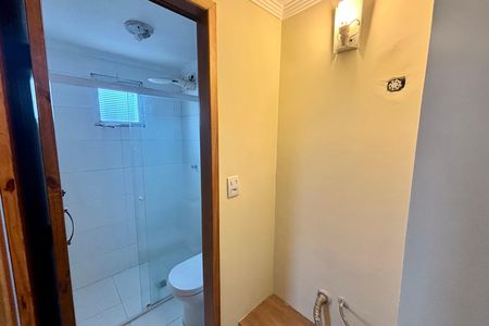 Apartamento para alugar com 56m², 3 quartos e 1 vaga Apartamento para alugar com 56m², 3 quartos e 1 vagaBanheiro
