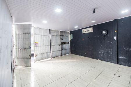 Garagem de casa à venda com 3 quartos, 150m² em Parque Imperial, Barueri