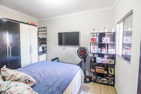Casa à venda com 150m², 3 quartos e 2 vagas Casa à venda com 150m², 3 quartos e 2 vagasQuarto 1