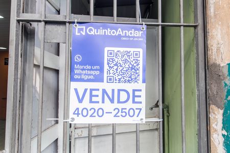 Casa à venda com 150m², 3 quartos e 2 vagas Casa à venda com 150m², 3 quartos e 2 vagasVista da Rua