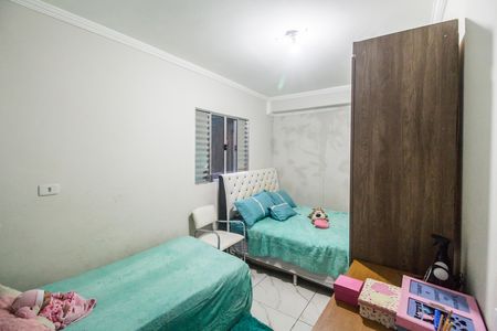 Casa à venda com 150m², 3 quartos e 2 vagas Casa à venda com 150m², 3 quartos e 2 vagasQuarto 2