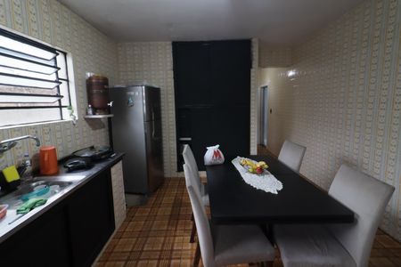 Casa para alugar com 118m², 3 quartos e 5 vagasCozinha