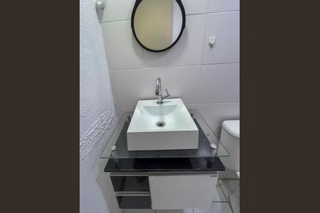 Apartamento para alugar com 50m², 2 quartos e 1 vaga Apartamento para alugar com 50m², 2 quartos e 1 vagaBanheiro