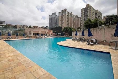 Apartamento para alugar com 50m², 2 quartos e 1 vaga Apartamento para alugar com 50m², 2 quartos e 1 vagaPiscina