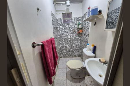 Casa para alugar com 250m², 4 quartos e 3 vagas Casa para alugar com 250m², 4 quartos e 3 vagasBanheiro 2