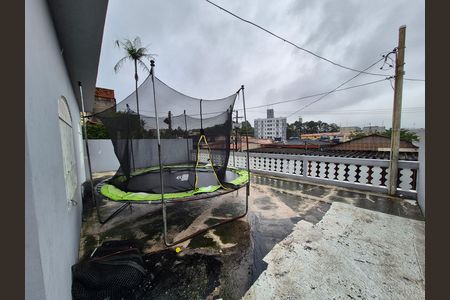 Casa para alugar com 250m², 4 quartos e 3 vagas Casa para alugar com 250m², 4 quartos e 3 vagasÁrea Externa