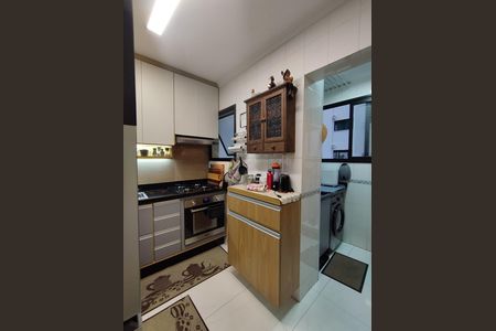 Apartamento à venda com 67m², 3 quartos e 2 vagas Apartamento à venda com 67m², 3 quartos e 2 vagasCozinha - Armários