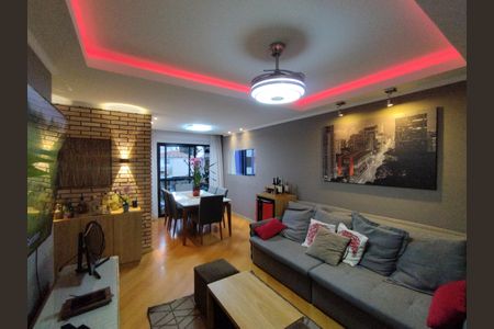 Sala  de apartamento à venda com 3 quartos, 67m² em Cambuci, São Paulo