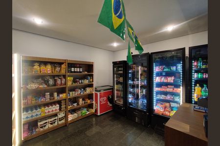 Apartamento à venda com 67m², 3 quartos e 2 vagas Apartamento à venda com 67m², 3 quartos e 2 vagasMercado