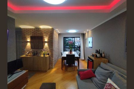 Apartamento à venda com 67m², 3 quartos e 2 vagas Apartamento à venda com 67m², 3 quartos e 2 vagasSala