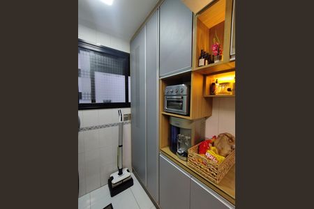 Apartamento à venda com 67m², 3 quartos e 2 vagas Apartamento à venda com 67m², 3 quartos e 2 vagasÁrea de Serviço