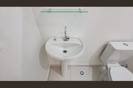 Apartamento para alugar com 27m², 1 quarto e sem vagaDetalhe - Banheiro