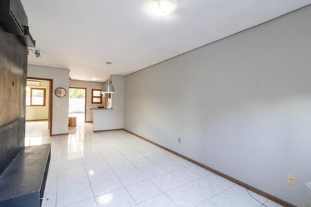 Casa à venda com 80m², 2 quartos e 1 vagaSala