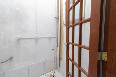 Casa à venda com 80m², 2 quartos e 1 vagaÁrea de Serviço