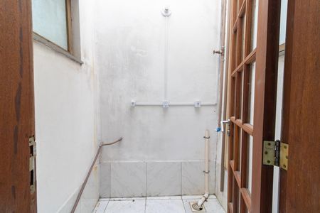 Casa à venda com 80m², 2 quartos e 1 vagaÁrea de Serviço