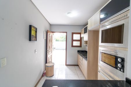 Cozinha de casa à venda com 2 quartos, 80m² em Hípica, Porto Alegre
