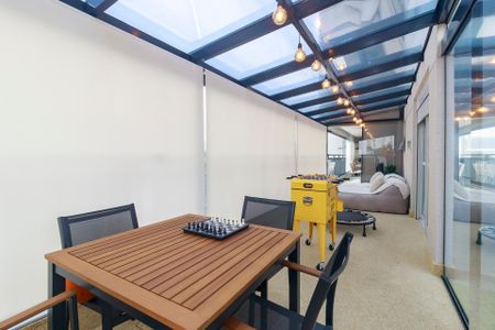 Apartamento à venda com 180m², 3 quartos e 2 vagas Apartamento à venda com 180m², 3 quartos e 2 vagasGarden