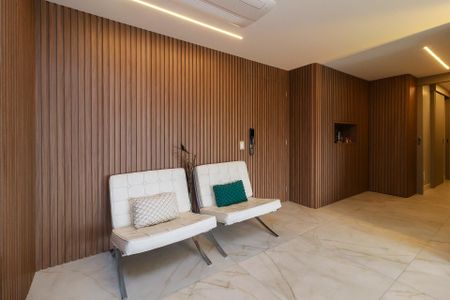 Apartamento à venda com 180m², 3 quartos e 2 vagas Apartamento à venda com 180m², 3 quartos e 2 vagasSala