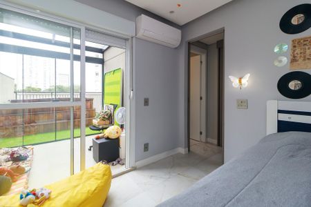 Apartamento à venda com 180m², 3 quartos e 2 vagas Apartamento à venda com 180m², 3 quartos e 2 vagasQuarto 2