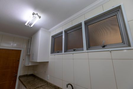 Apartamento à venda com 110m², 4 quartos e 1 vagaCOZINHA