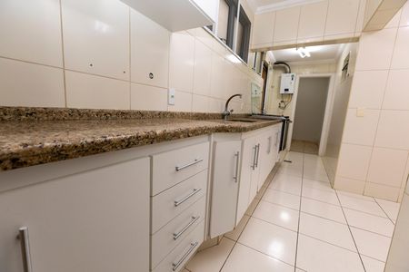 Apartamento à venda com 110m², 4 quartos e 1 vagaCOZINHA