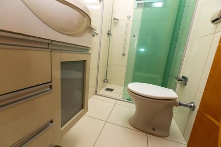 BANHEIRO SOCIAL de apartamento à venda com 4 quartos, 110m² em Vila Joao Jorge, Campinas