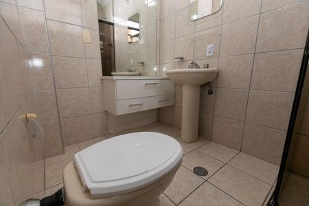 Apartamento à venda com 110m², 4 quartos e 1 vagaBANHEIRO QUARTO Nº 3 - SUITE
