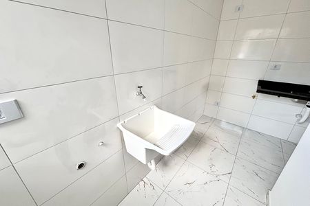 Apartamento à venda com 37m², 2 quartos e sem vaga Apartamento à venda com 37m², 2 quartos e sem vagaÁrea de Serviço