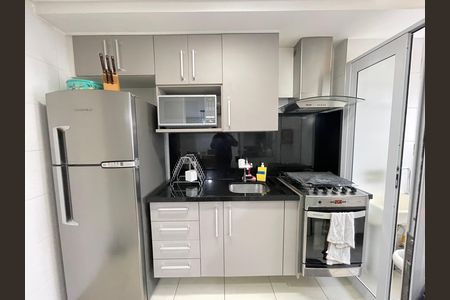 Apartamento à venda com 45m², 2 quartos e 1 vagaCozinha e Área de Serviço