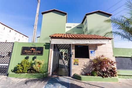 Fachada de apartamento para alugar com 2 quartos, 40m² em Vila dos Remedios, Osasco