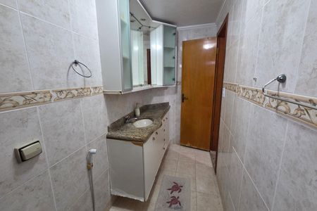 Apartamento para alugar com 86m², 2 quartos e sem vaga Apartamento para alugar com 86m², 2 quartos e sem vagaBanheiro da Suíte 1