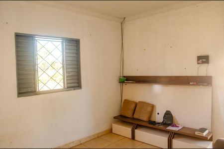 Casa à venda com 100m², 3 quartos e sem vaga Casa à venda com 100m², 3 quartos e sem vagaSala
