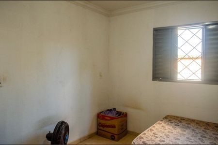 Casa à venda com 100m², 3 quartos e sem vaga Casa à venda com 100m², 3 quartos e sem vagaQuarto 1