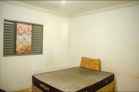 Casa à venda com 100m², 3 quartos e sem vaga Casa à venda com 100m², 3 quartos e sem vagaQuarto 2
